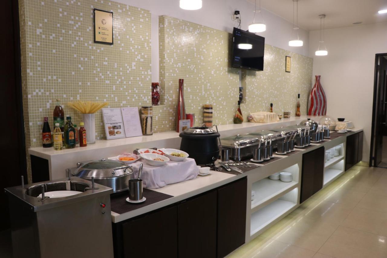 希耶坎亚财富酒店 维沙卡帕特南 外观 照片